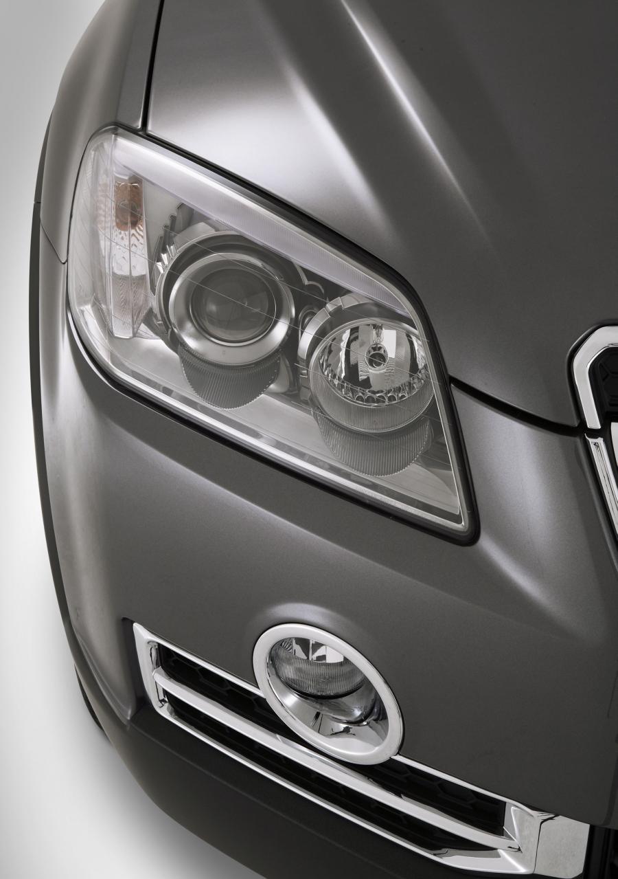 Holden Captiva 60th Anniversary Edition 2008 года  (фото 3 из 15)